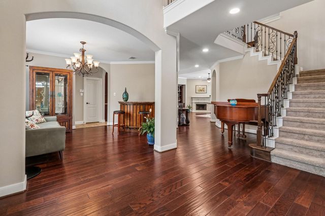 15 Verdin Place, The Woodlands, TX 77389