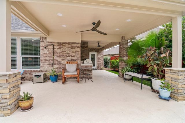 15 Verdin Place, The Woodlands, TX 77389
