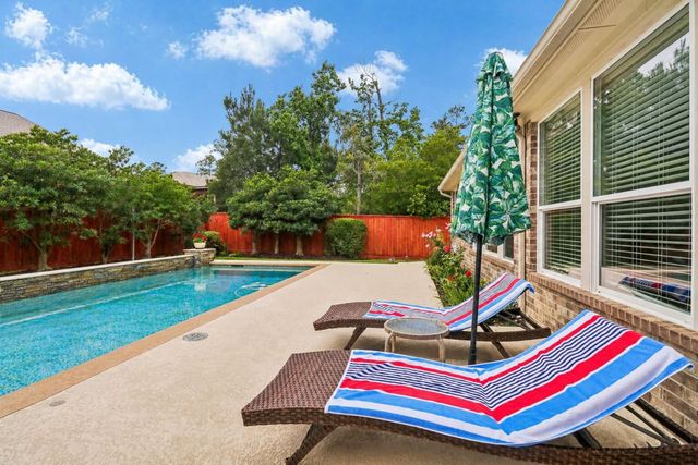 15 Verdin Place, The Woodlands, TX 77389