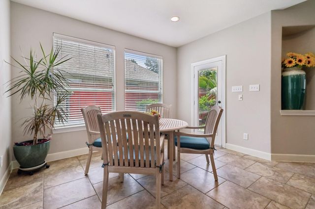 15 Verdin Place, The Woodlands, TX 77389