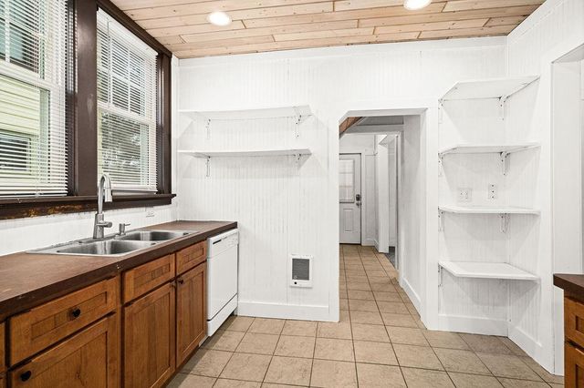 4124 Mcculloch Street, Duluth, MN 55804