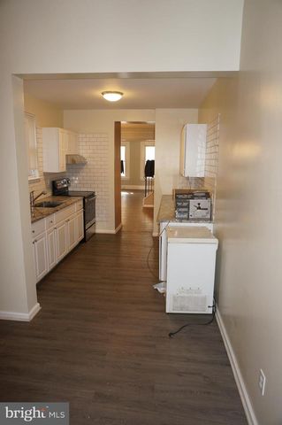 221 E WOOD ST, Norristown, PA 19401