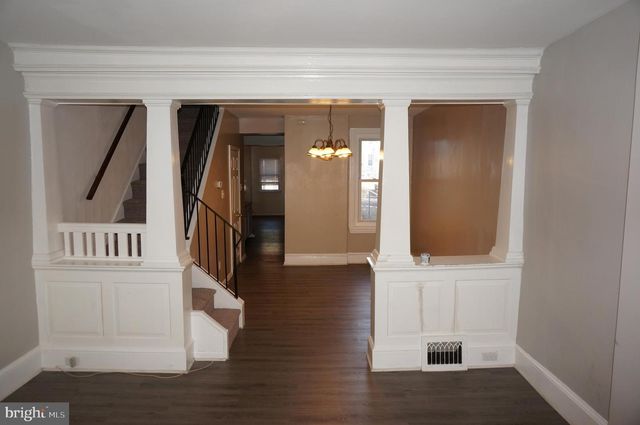 221 E WOOD ST, Norristown, PA 19401