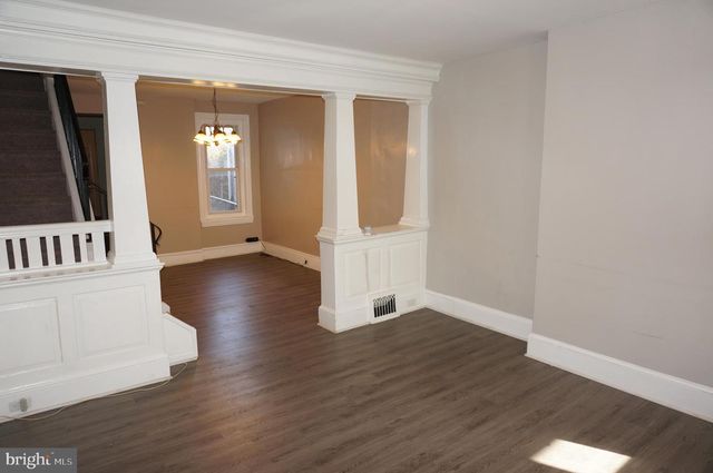 221 E WOOD ST, Norristown, PA 19401