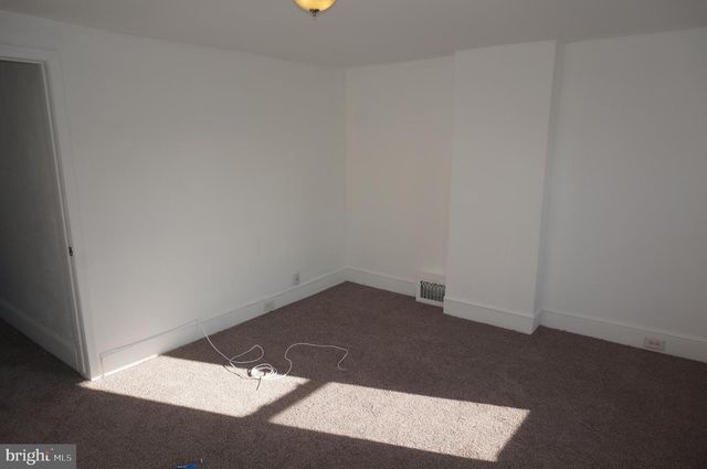 221 E WOOD ST, Norristown, PA 19401