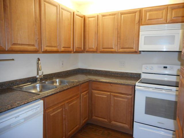202 Foxtail Drive F1, Greenacres, FL 33415