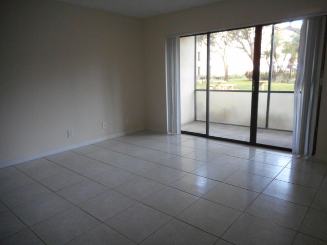 202 Foxtail Drive F1, Greenacres, FL 33415