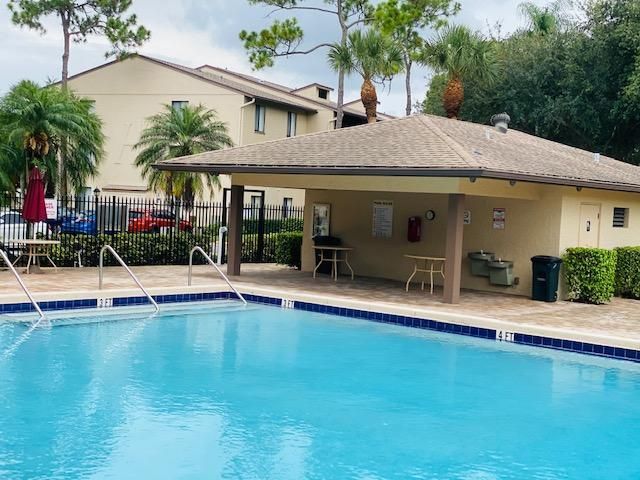 202 Foxtail Drive F1, Greenacres, FL 33415