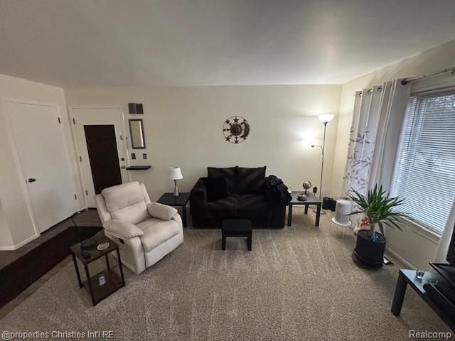 32718 Grand River Avenue 5, Farmington, MI 48336