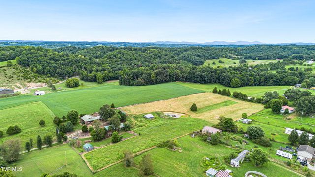 2185 Old Midway Road, Mosheim, TN 37818