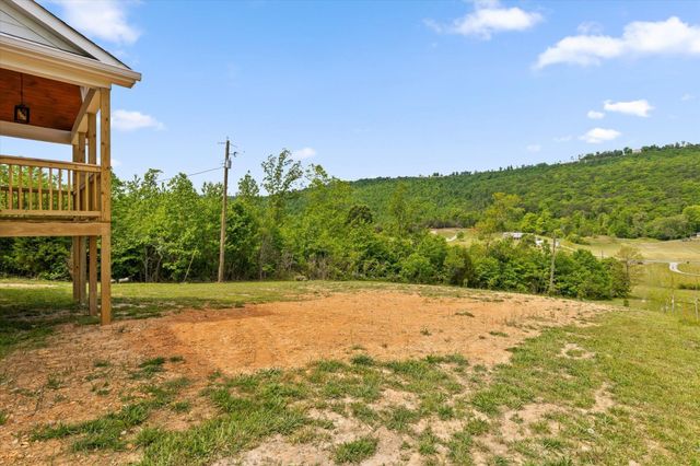 133 N Knobby Road, Trenton, GA 30752