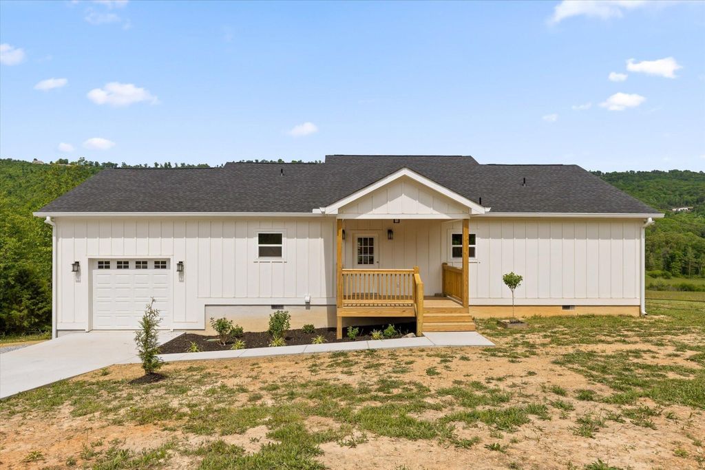 133 N Knobby Road, Trenton, GA 30752