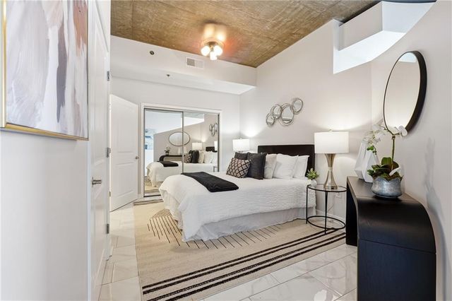 855 Peachtree Street NE 2912, Atlanta, GA 30308