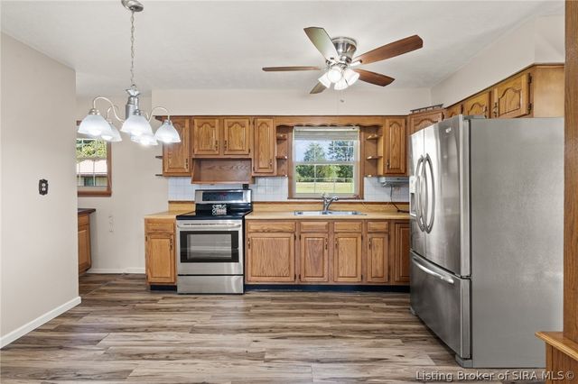 5814 & 5816 Bethany Road, Charlestown, IN 47111