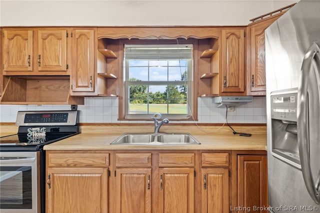 5814 & 5816 Bethany Road, Charlestown, IN 47111