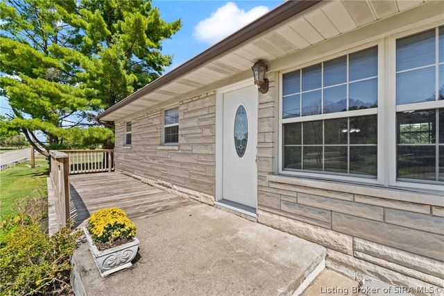 5814 & 5816 Bethany Road, Charlestown, IN 47111