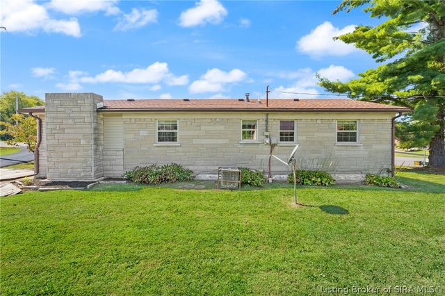 5814 & 5816 Bethany Road, Charlestown, IN 47111