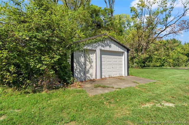 5814 & 5816 Bethany Road, Charlestown, IN 47111