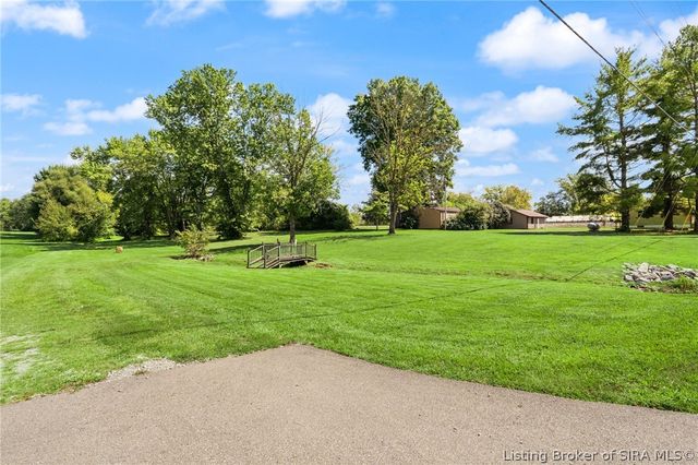 5814 & 5816 Bethany Road, Charlestown, IN 47111