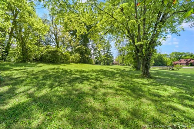 5814 & 5816 Bethany Road, Charlestown, IN 47111