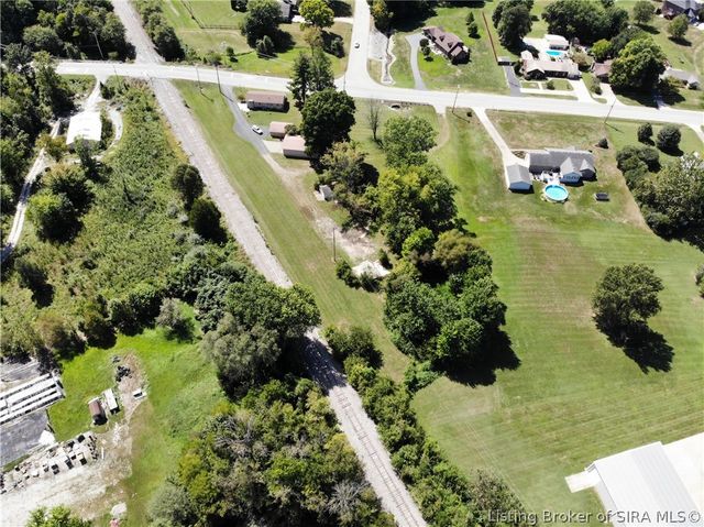 5814 & 5816 Bethany Road, Charlestown, IN 47111