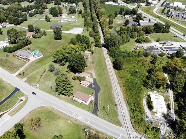 5814 & 5816 Bethany Road, Charlestown, IN 47111