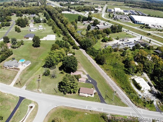 5814 & 5816 Bethany Road, Charlestown, IN 47111