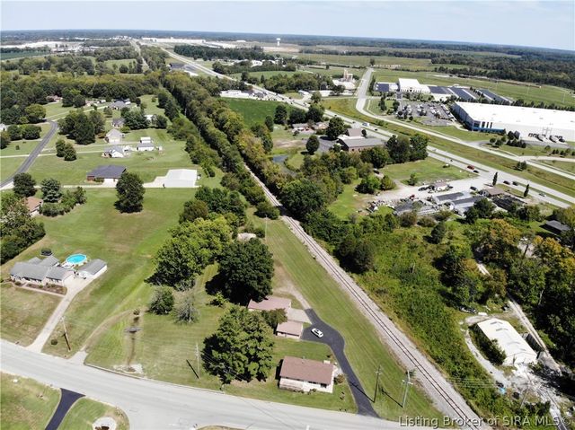 5814 & 5816 Bethany Road, Charlestown, IN 47111