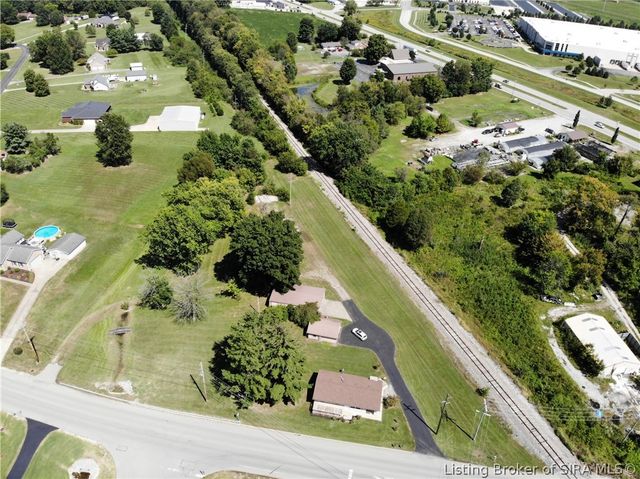 5814 & 5816 Bethany Road, Charlestown, IN 47111