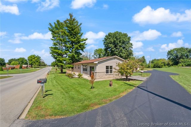 5814 & 5816 Bethany Road, Charlestown, IN 47111