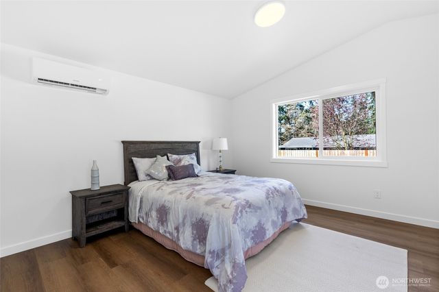 7831 202nd Place SW, Edmonds, WA 98026