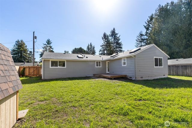 7831 202nd Place SW, Edmonds, WA 98026