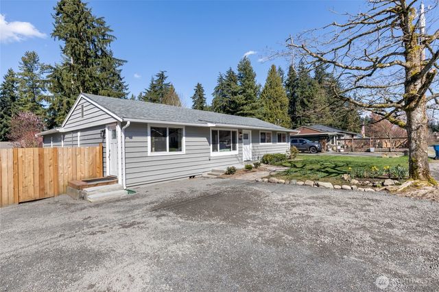 7831 202nd Place SW, Edmonds, WA 98026