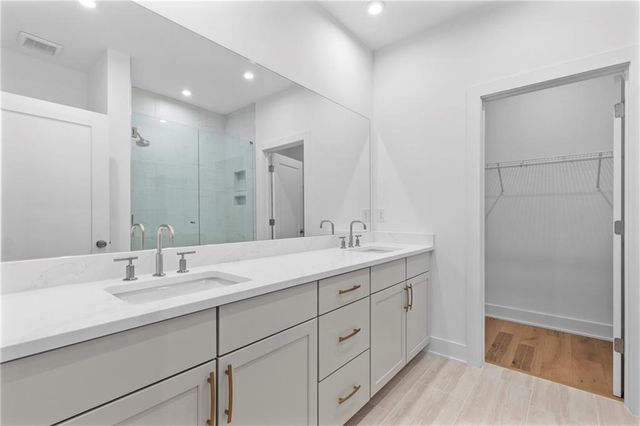 201 New Street 1204, Decatur, GA 30030