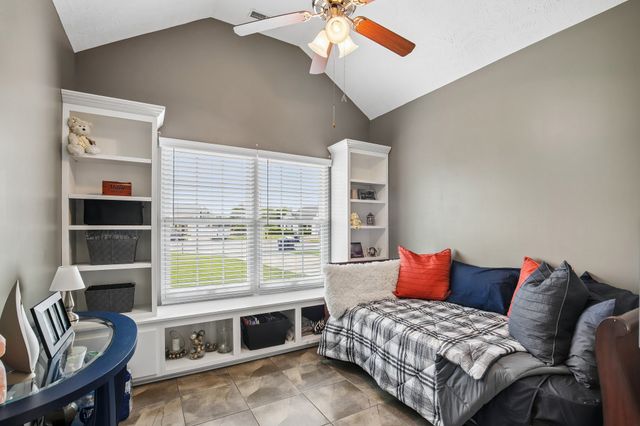 116 Emma Ct, Murfreesboro, TN 37128