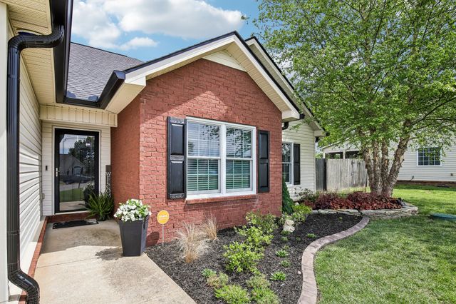 116 Emma Ct, Murfreesboro, TN 37128
