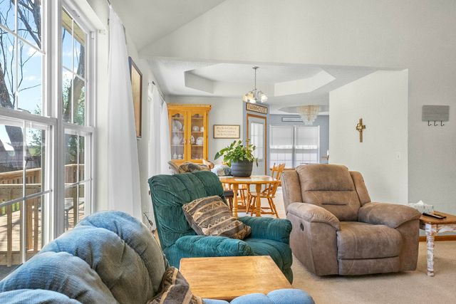 2790 South Hartford Avenue, Bolivar, MO 65613