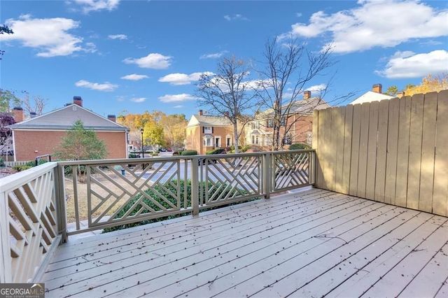 82 Mt Vernon Circle, Atlanta, GA 30338