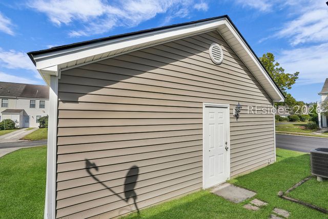 300 Campus Ln, Bluffton, SC 29909