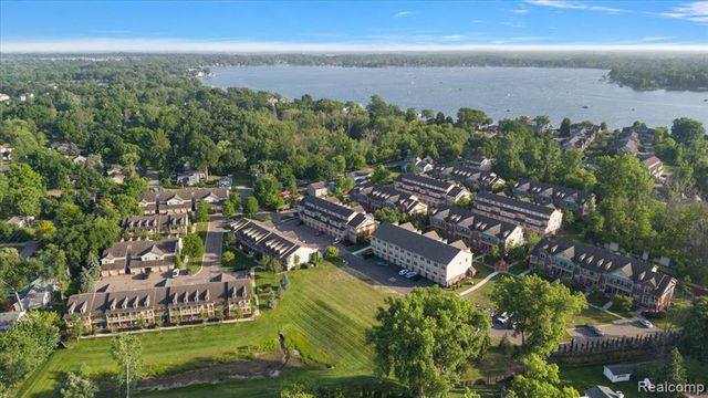 456 Boardwalk Drive, Walled Lake, MI 48390