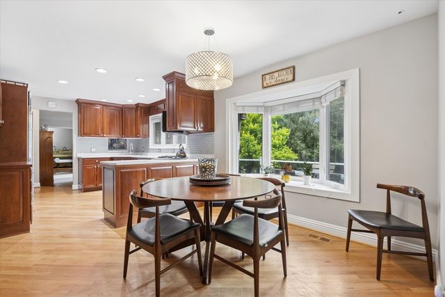 1490 Wood Avenue, Downers Grove, IL 60515