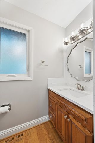 1490 Wood Avenue, Downers Grove, IL 60515