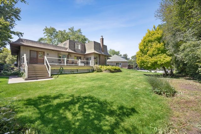 1490 Wood Avenue, Downers Grove, IL 60515