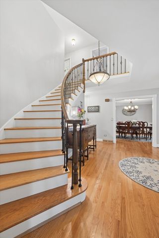 1490 Wood Avenue, Downers Grove, IL 60515