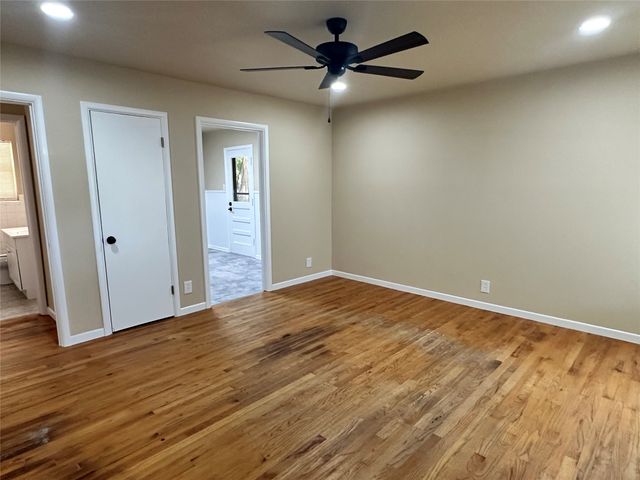 1234 S Brazos Street, Weatherford, TX 76086