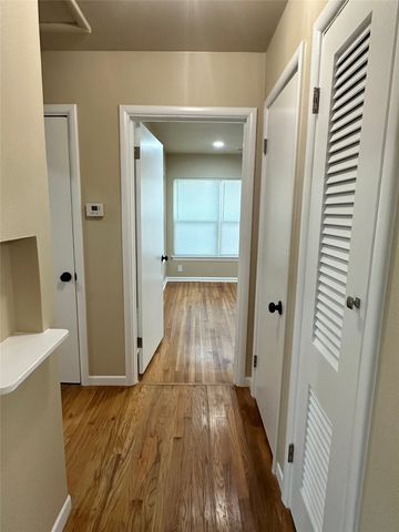 1234 S Brazos Street, Weatherford, TX 76086