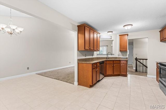 3220 Eastridge Drive, Shiloh, IL 62221