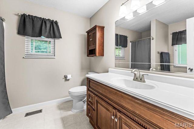 3220 Eastridge Drive, Shiloh, IL 62221