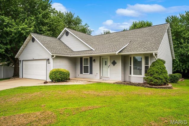 3220 Eastridge Drive, Shiloh, IL 62221