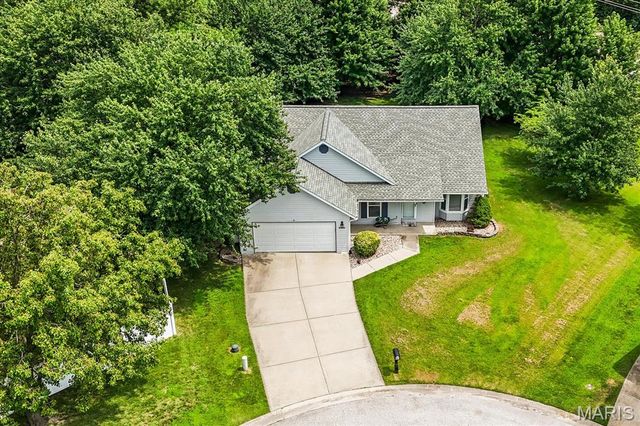 3220 Eastridge Drive, Shiloh, IL 62221